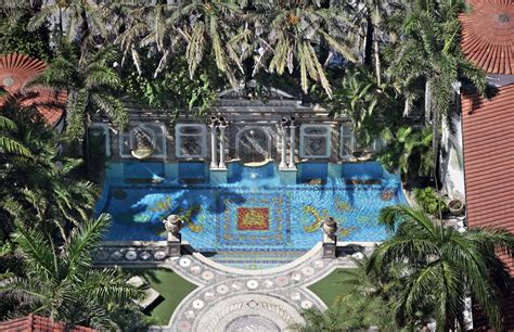 Gianni Versace's mansion in Miami is now a luxury hotel, because of courseHelloGiggles