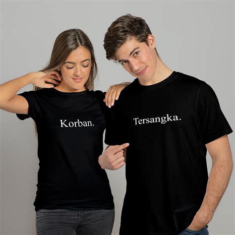 Contoh Baju Kaos Couple Sahabat - Desain Baju Pengantin dan Kondangan