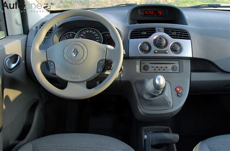 Autozine - Foto's: Renault Kangoo (10 / 11)