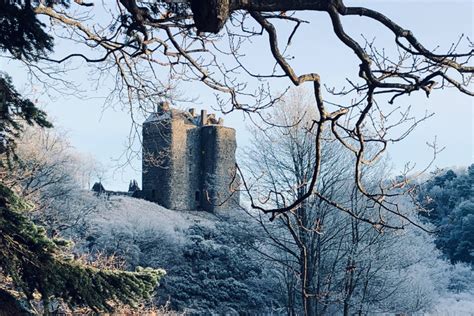 Historic Castle in The Scottish Borders | Neidpath Castle