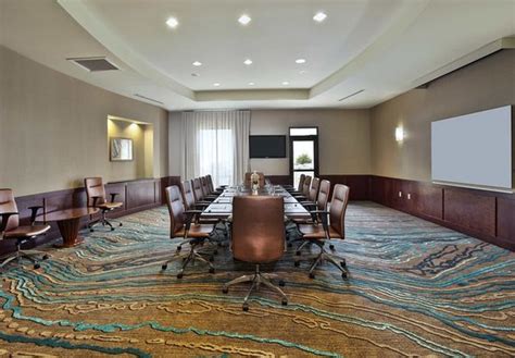 Meeting room - Picture of Courtyard Gulfport Beachfront, Gulfport - TripAdvisor