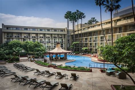 LOS ANGELES AIRPORT MARRIOTT (CA) - Hotel Reviews, Photos & Price ...