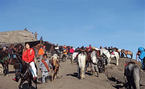 Hiking Mount Bromo