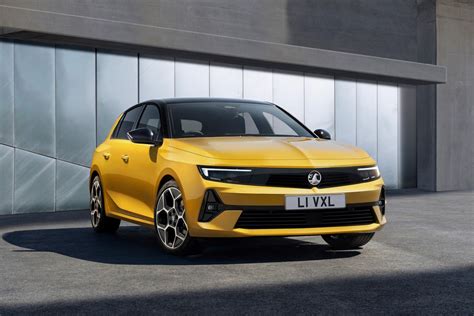 Bold new 2022 Vauxhall Astra revealed - Car Keys