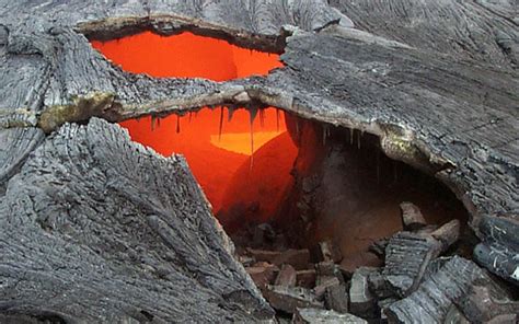 The Virtual Cave's Virtual Lava Tube: Birth of lava tubes