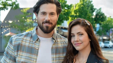 Hallmark's Julie Gonzalo & Chris McNally Have An Adorable Romance