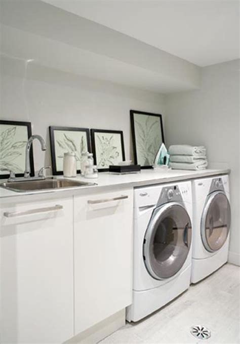 bright-basement-laundry-room-design | Maegan Tintari | Flickr