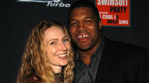 A Look At Michael Strahan's Messy Custody Battle With Ex Jean Muggli