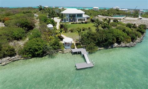 14 Spectacular Waterfront Homes Of The Bahamas