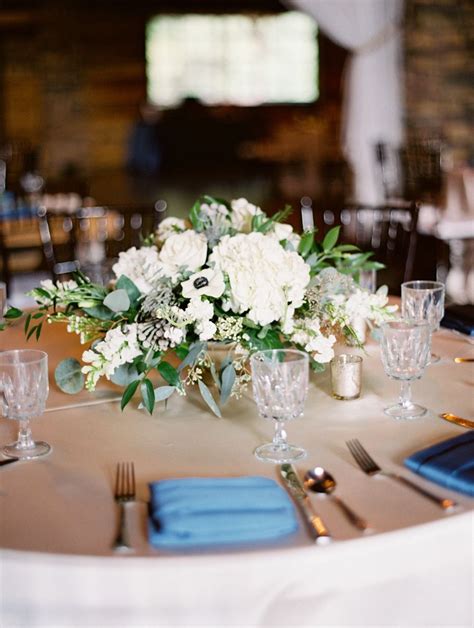 How Your Venue Choice Can Influence The Look Of Your Wedding Day | Rustic wedding table decor ...