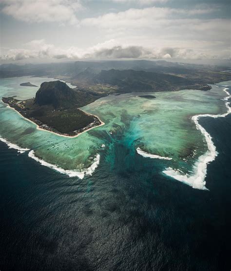 Do you see the underwater waterfall? I couldn’t believe my eyes when we flew over this, I was so ...