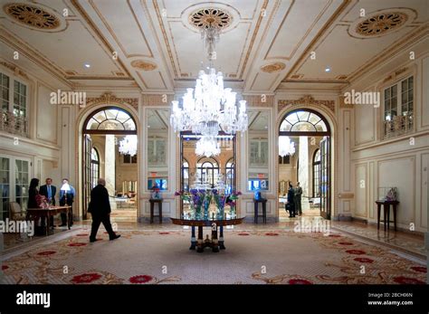 Plaza hotel new york interior hi-res stock photography and images - Alamy