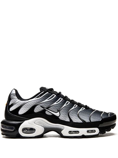 Nike Air Max Plus "Black/Silver" Sneakers | Black | FARFETCH