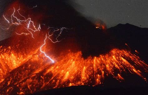 Mount Sakurajima erupts in fiery blast | The Japan Times