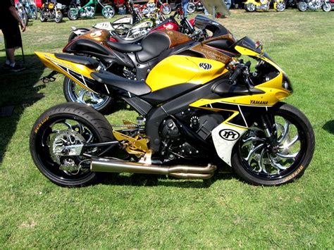 Pin by Chris Petkunas on Cycles | Sport bikes, Custom sport bikes, Custom street bikes