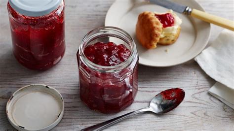 Strawberry jam recipe - BBC Food