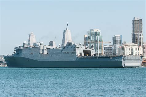 USS Somerset LPD-25 | Somerset leaving her homeport in San D… | Flickr