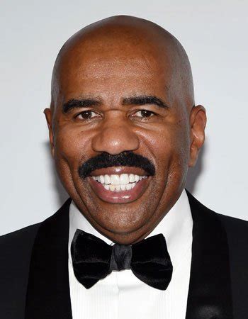 Steve Harvey Biography, Family, Facts & Life Story