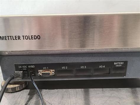 Used Mettler Toledo SC Counting Scale Capacity 60 x 0.01 Lb 120V for Sale in Central Falls, Rhode...