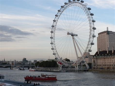 A Voyage Abroad: Big Ben & London Eye