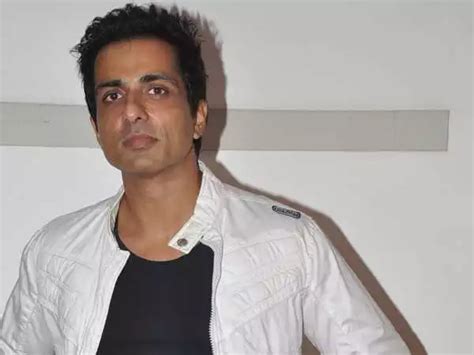 Sonu Sood in Happy New Year | Filmfare.com