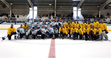 Past and present Solway Sharks players reunite at Dumfries Ice Bowl for fundraiser - Daily Record