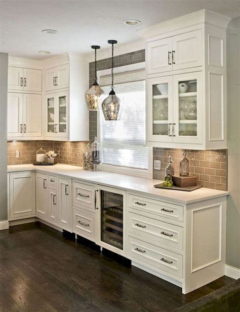 Awesome 70 Modern Farmhouse Kitchen Cabinet Makeover Design Ideas https://homespecially.c ...