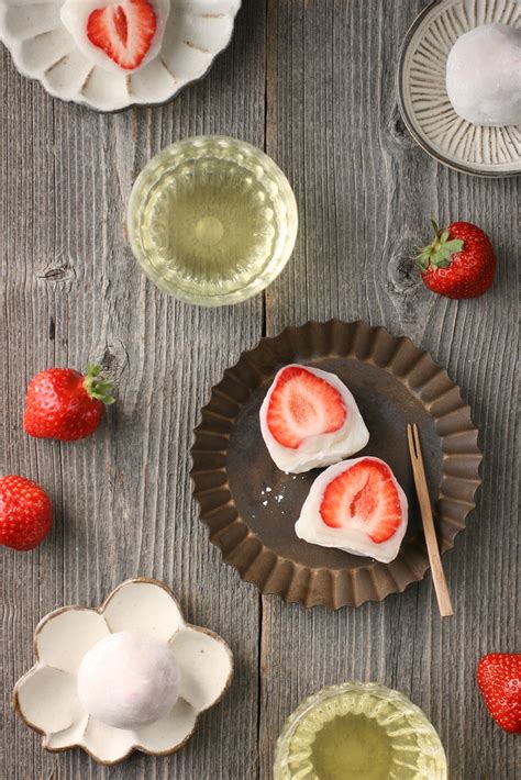 Ichigo Daifuku (Strawberry Mochi) | Ingredients: strawberrie… | Flickr