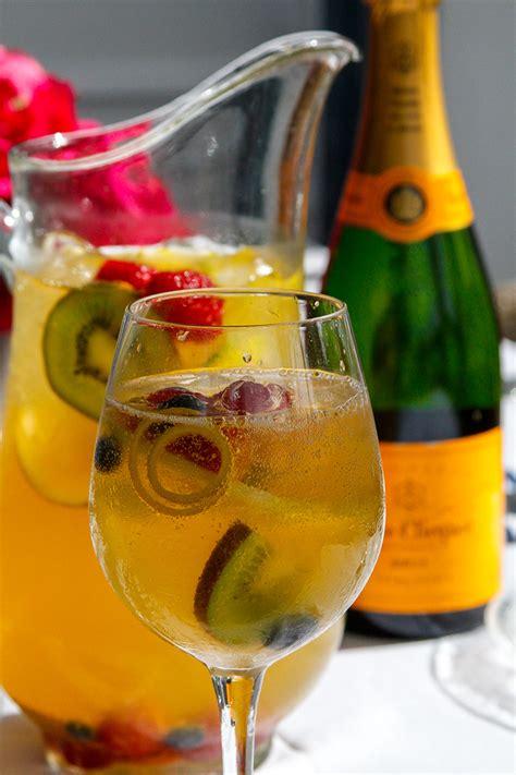 Champagne Sangria Cocktail | Food and Drink Guide Antigua Barbuda