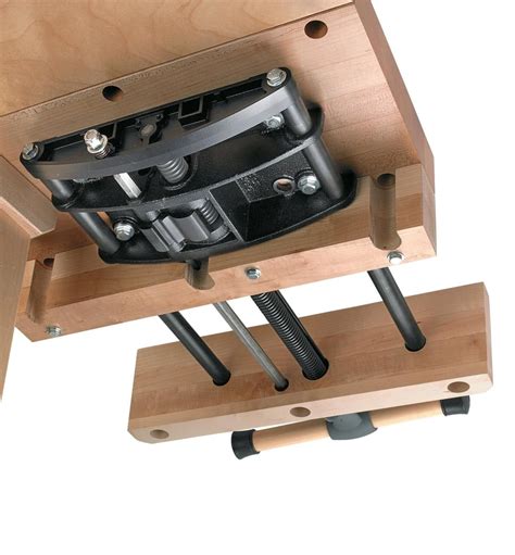 Veritas Quick-Release Front Vise | Vise, Woodworking bench plans, Workbench