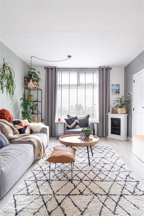 Gordijnen woonkamer | INHUIS Plaza | Home design living room, Condo living room, Living room ...