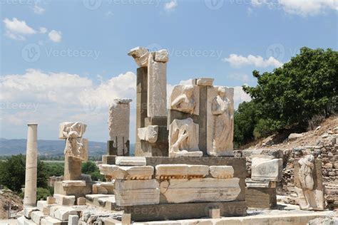 Ephesus Ancient City 10294523 Stock Photo at Vecteezy