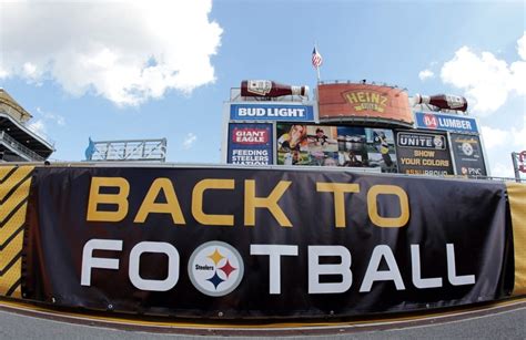 Steelers Game Day Grub: Pittsburgh Cheesesteak