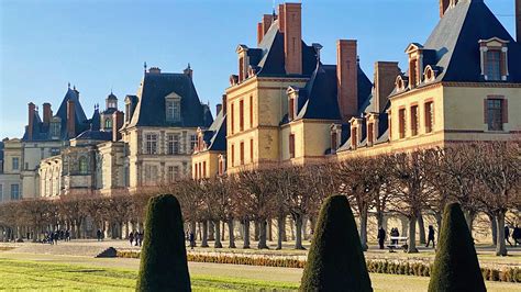 Visiting the Château de Fontainebleau Gardens - Landen Kerr