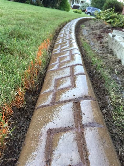 Chesapeake Custom Curbs: Decorative Concrete Curbing