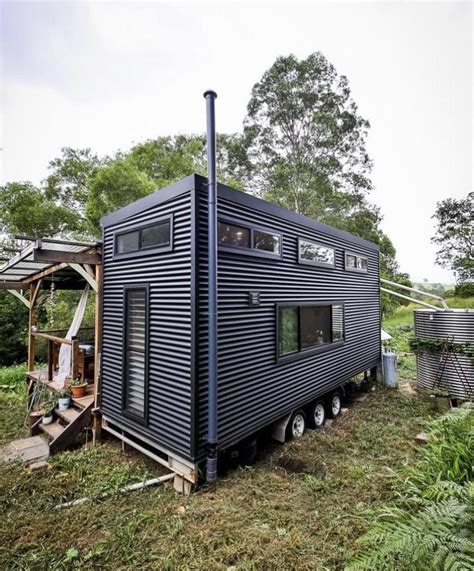 Really modern exterior on this tiny house on wheels! : r/TinyHouses