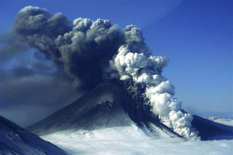 Pavlof eruption: Will Alaskans see lava soon? - CSMonitor.com