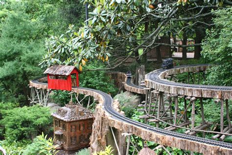 -the garden railway so cool | Garden railway, Garden railroad, Garden ...