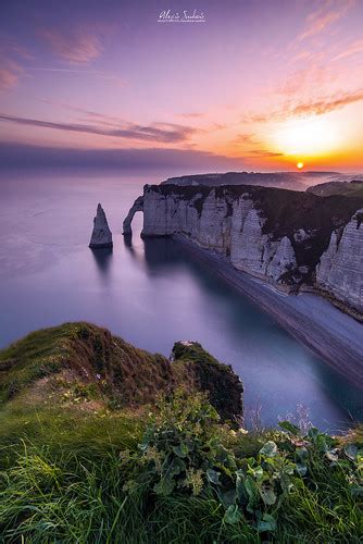 Etretat Sunrise | Follow my latest updates on: Facebook | 50… | Alexis Saubois | Flickr