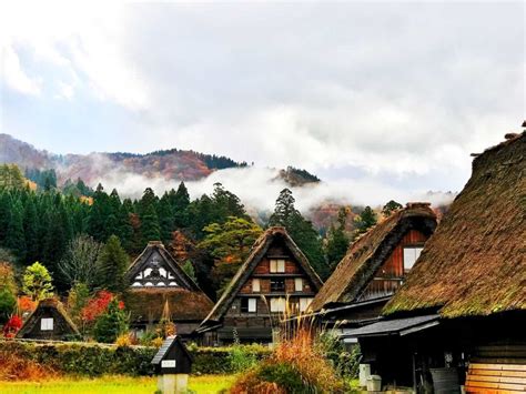 10 Amazingly Beautiful Small Villages in Japan