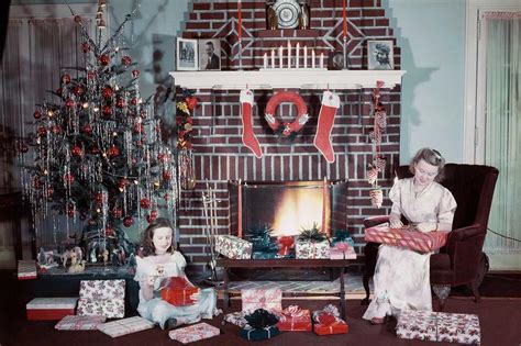 Discover 1940s christmas decor ideas and inspiration