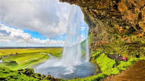 10 Beautiful Waterfalls in Iceland | Bookmundi