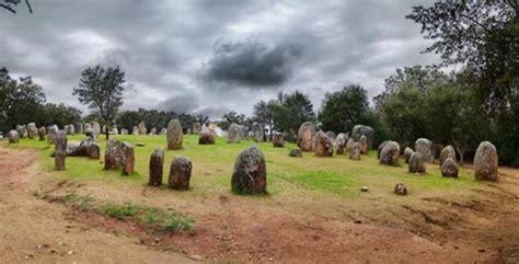 Almendres Cromlech: rare twin megalithic stone circles of Portugal - Nexus Newsfeed