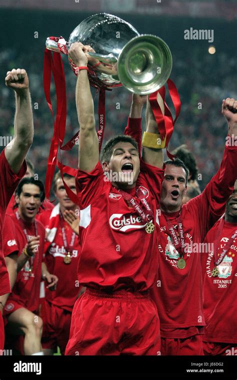 STEVEN GERRARD CHAMPIONS LEAGUE FINAL 2005 ISTANBUL TURKEY 25 May Stock ...