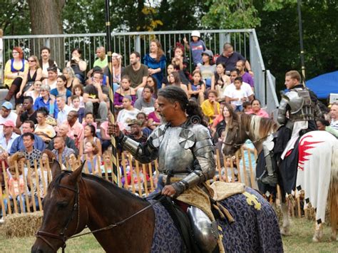 The 2016 Medieval Festival 15 Editorial Photo - Image of banners, bright: 77468976