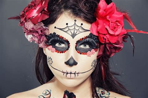 Dia de los Muertos 2016: 5 DIY Costume Ideas Under $20 | Creepy makeup ...