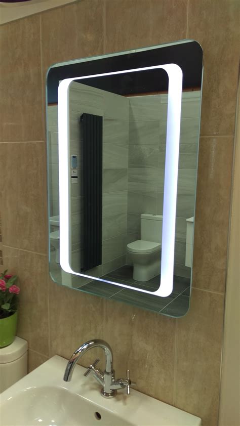 Bathroom Mirror With Battery Powered Lights at John Hufford blog