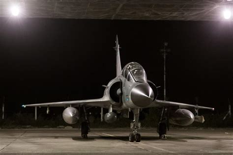 warhistory: Indian Air Force (IAF) Mirage 2000 Fighter Jets At night