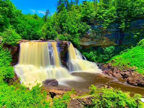 Blackwater Falls – Mountain State Waterfalls