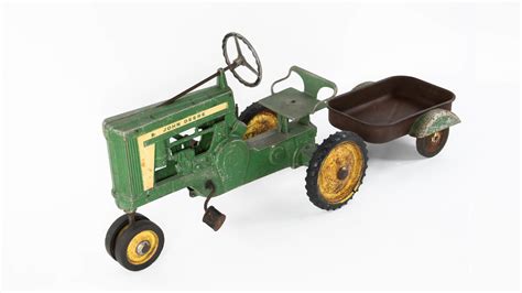 John Deere Pedal Tractor With Trailer | M93 | Davenport 2017